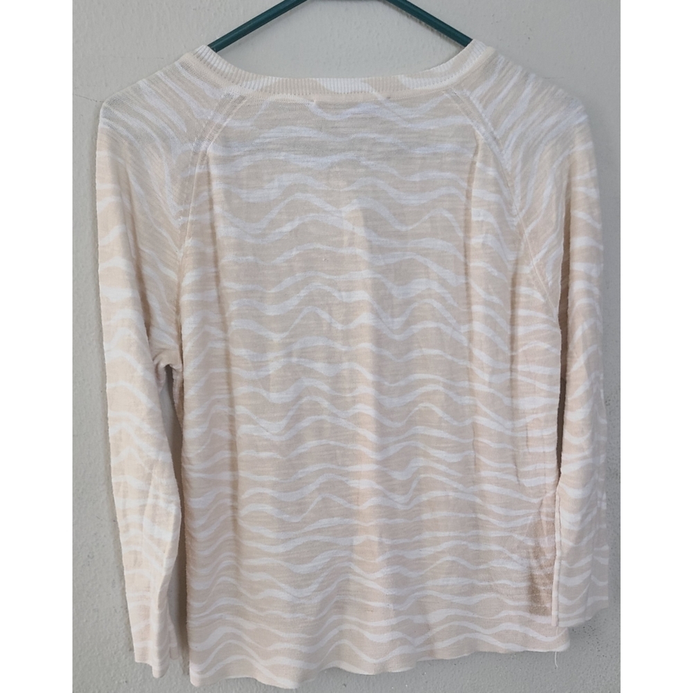 Loft Size: Small - Picture 5 of 5